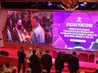 Penutupan dan pemberian pin